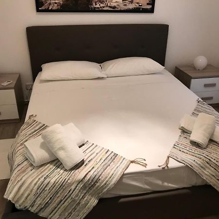 Domus Re Di Roma Apartment Bagian luar foto